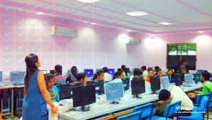 Computer Lab at Saurashtra University in Ahmedabad